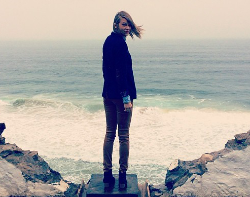 10 Ways To Celebrate Friendship According To Taylor Swift's Instagram