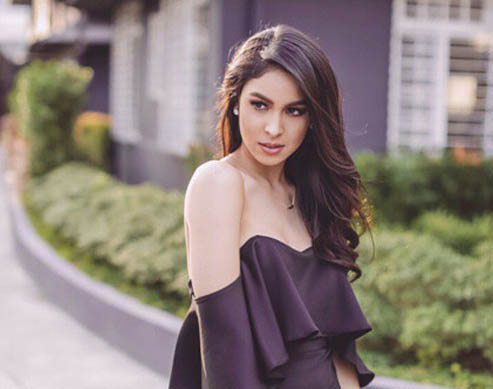 julia barretto birthday dress Look: Julia Barretto Celebrated Her 25th Birthday In Style With The Chicest Floral Party